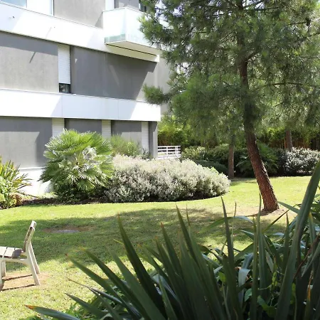 Moderne 4 Pers Au Centre De Avec Terrasse Et Garage, Proche Et Commerces - Fr-1-245-162 Apartamento