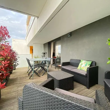 Moderne 4 Pers Au Centre De Avec Terrasse Et Garage, Proche Et Commerces - Fr-1-245-162 *